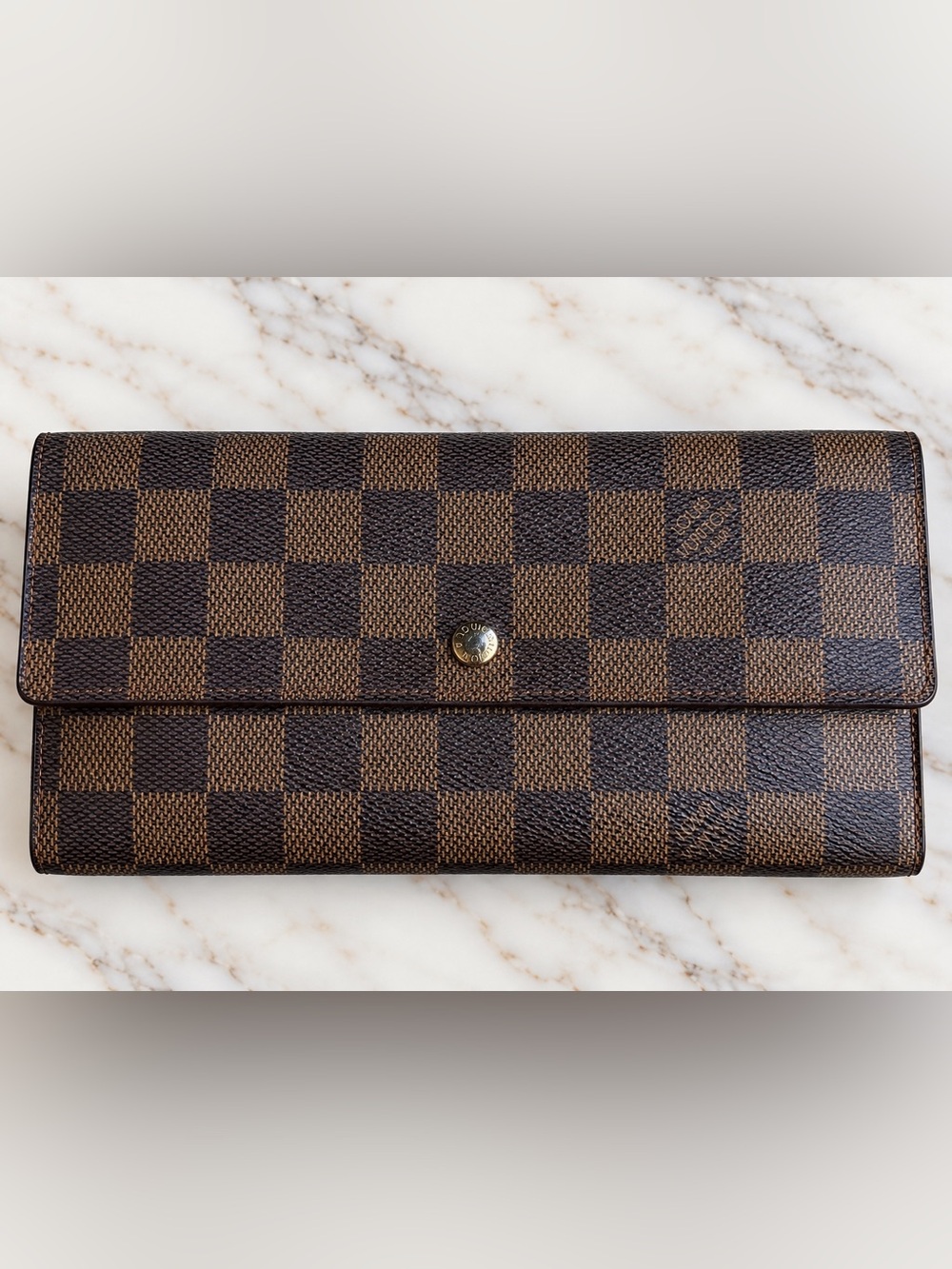 Louis Vuitton International Wallet – Damier Ebene
